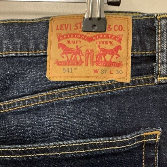 Levi's 541 Athletic Stretch Jeans Blue Size ( 37"X30" ) NEW without tags - Picture 2 of 3